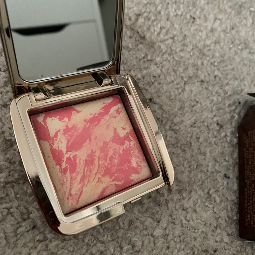 💕Hourglass Diffused Light Blush